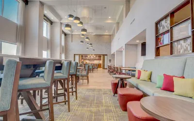 Photo 4 - Hampton Inn & Suites Williamstown Ark Encounter