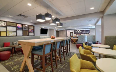 Photo 4 - Hampton Inn Lincoln White Mountains