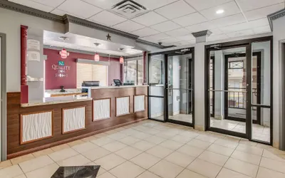Photo 3 - MainStay Suites Ozona I-10