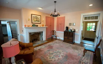 Photo 4 - Thomas Rose Inn