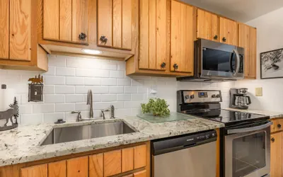 Photo 5 - Cozy Seven Springs 1 Bedroom Deluxe Condo with Private Deck by RedAwning - Save 10% on 3 Nights, 15% on 5 Nights!