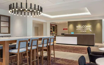 Photo 4 - Hampton Inn Stockton, Ca