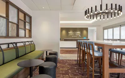 Photo 3 - Hampton Inn Stockton, Ca
