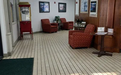 Photo 4 - Greeneville Inn and Suites
