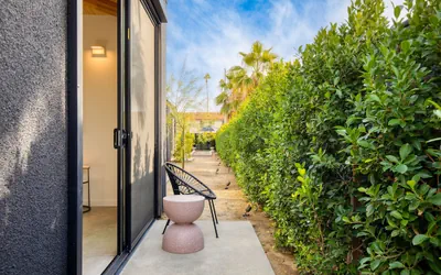 Photo 5 - Blackhaus Suites by AvantStay
