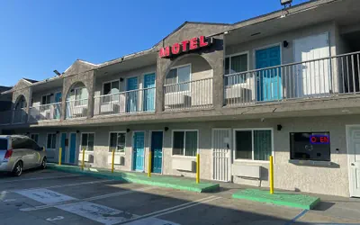 Arlo Motel