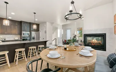 Photo 2 - Coastal Chic Home near New Belgium & Old Town FC
