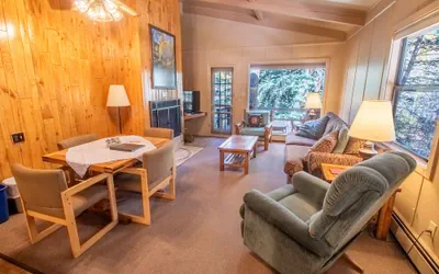 Photo 5 - Castle Mountain Lodge