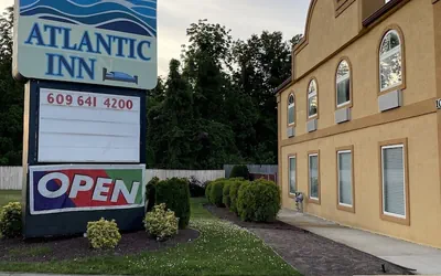 Photo 2 - ATLANTIC INN