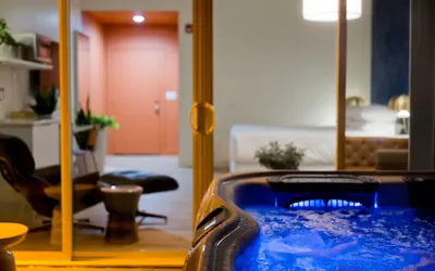 Photo 4 - Skyview Hotel