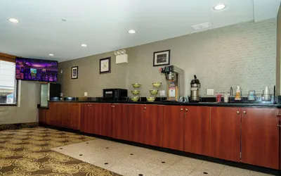 Photo 5 - Sky Hotel Flushing/LaGuardia Airport