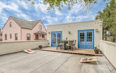 Photo 2 - 62 Hypolita Carriage House