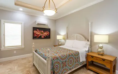 Photo 5 - Knickerbocker Suite 03 22