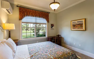 Photo 3 - Knickerbocker Suite 8B 22