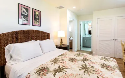 Photo 5 - Sorrento Vacation Rental + Cabana