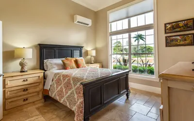 Photo 2 - Knickerbocker Suite 07 22