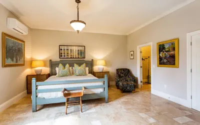 Photo 5 - Knickerbocker Suite 02 22/23