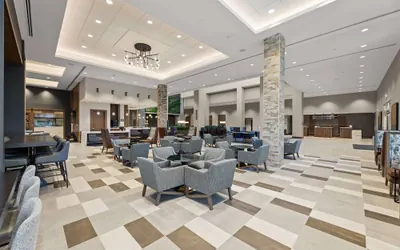 Photo 4 - Embassy Suites by Hilton Irving Las Colinas