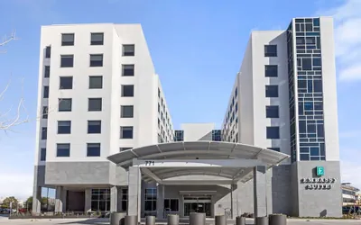 Photo 2 - Embassy Suites by Hilton Irving Las Colinas