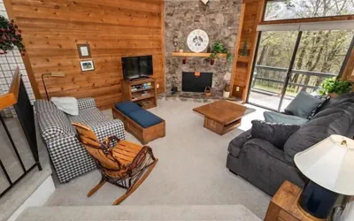 Photo 5 - Seven Springs 1 BR Deluxe Condo, Mountain Views! by RedAwning