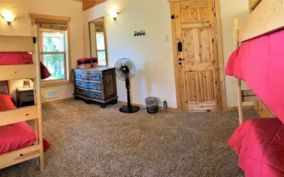 Photo 5 - The Hideaway Hostel near Yellowstone