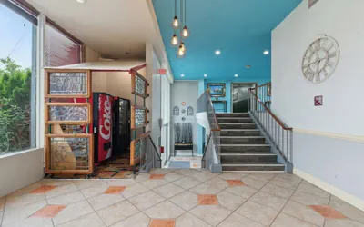 Photo 2 - Miami Suites Hotel