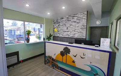Photo 2 - Seaside Inn & Suites