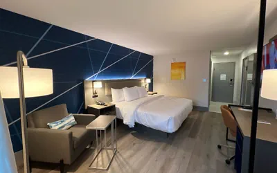 Photo 2 - Comfort Inn
