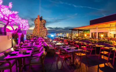 Photo 2 - Dolce by Wyndham Hollywood