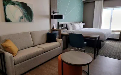 Photo 5 - Comfort Suites Richmond East