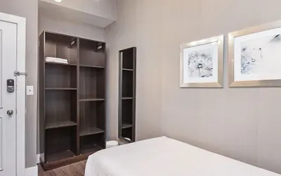 Photo 4 - Bay Village Suites