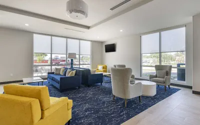 Photo 4 - Comfort Inn & Suites New Port Richey Downtown District