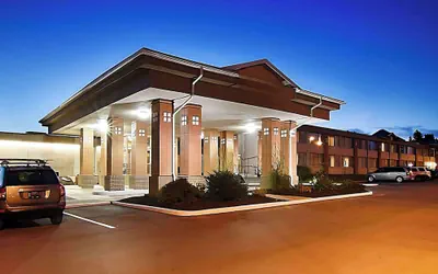 Photo 2 - Quality Inn & Suites Syracuse - Carrier Circle