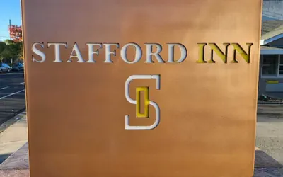 Photo 2 - Stafford Inn