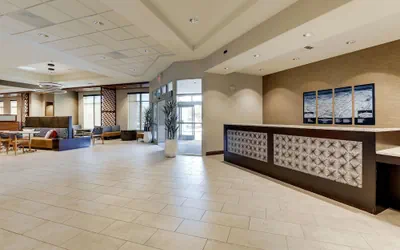 Photo 4 - Drury Plaza Hotel Tallahassee