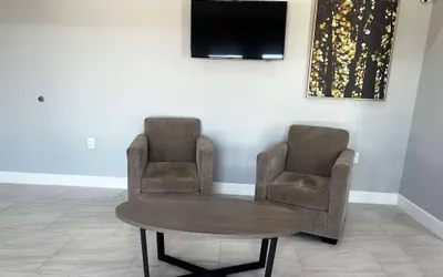 Photo 4 - Baymont by Wyndham Freeport Texas