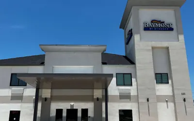 Photo 2 - Baymont by Wyndham Freeport Texas