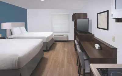 Photo 5 - Woodspring Suites Rochester Greece