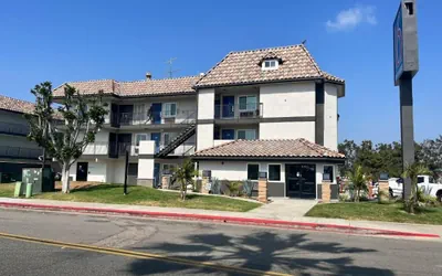 Studio 6 Suites Escondido, CA