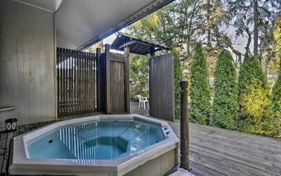 Photo 4 - Spacious Hillsboro Home ~ 18 Mi to Portland!