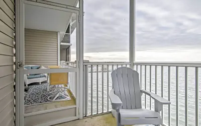 Photo 5 - Beautiful Waterfront Condo w/ Community Pool!