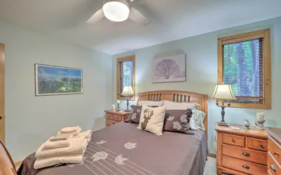 Photo 4 - Beech Mountain Ski Condo, w/ Private Balcony!