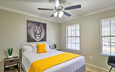Photo 2 - Austin Abode w/ Deck & Grill - 15 Mi to Dtwn!