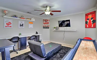 Photo 5 - Austin Abode w/ Deck & Grill - 15 Mi to Dtwn!