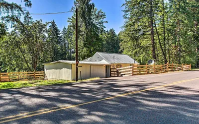 Photo 4 - Riverfront Dorena Home w/ Hot Tub & Game Room!