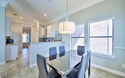 Photo 4 - Updated Home 15 Mins to the Galleria/uptown!