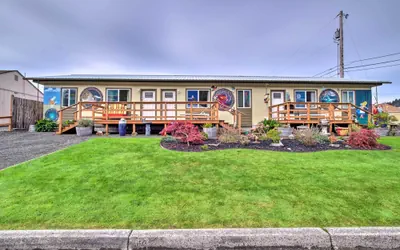 Photo 4 - Winchester Bay Apt Near Dunes & State Parks!