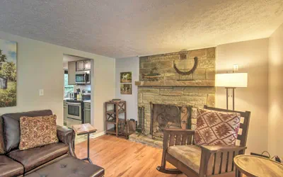 Photo 3 - Blowing Rock Home: 1 Block to Downtown!