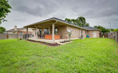 Photo 4 - Pet-friendly Round Rock Escape w/ Hot Tub!