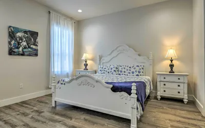 Photo 4 - Spacious Gulfport Home - Walk to Beach!